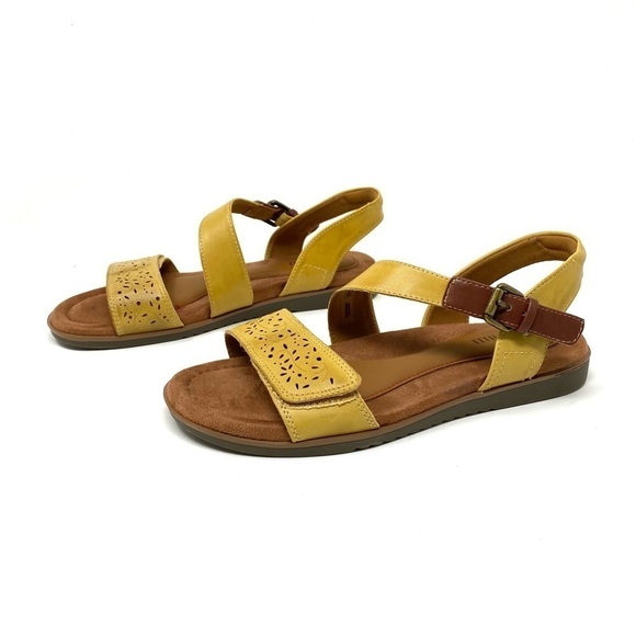 Cobb Hill Zion 2 Piece CJ0966 Yellow Leather Sandals - Picture 2 of 7